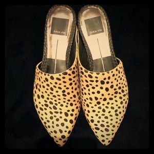 Dolce Vita leopard print mules - Sz 6 - EUC in box